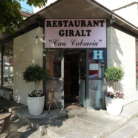 Готель Restaurant Fonda Giralt Amer Екстер'єр фото