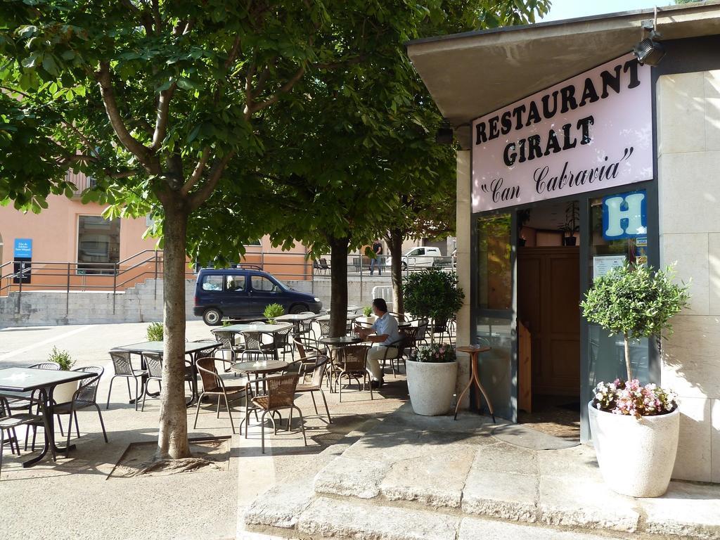 Готель Restaurant Fonda Giralt Amer Екстер'єр фото
