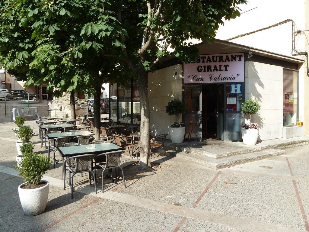 Готель Restaurant Fonda Giralt Amer Екстер'єр фото